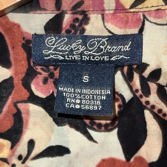 JLN Lucky Brand Button Down Floral Shirt. - Picture 2 of 8